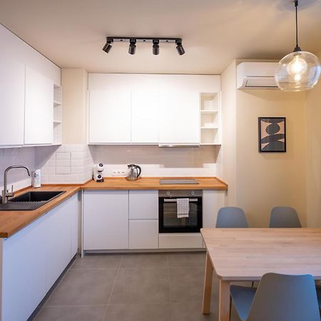 Design 1Bdr Apartment Near City Center โซเฟีย ภายนอก รูปภาพ